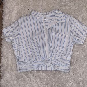 collared striped short sleeve shirt